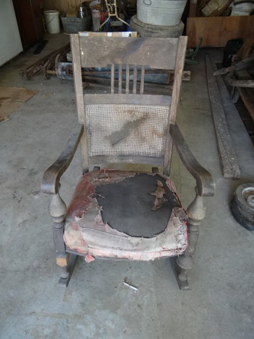 Property photo 38 - Personal Property Auction, Tractors, Dozer, Implements, Lawn & Garden, Tools, Antiques, Furniture & Household